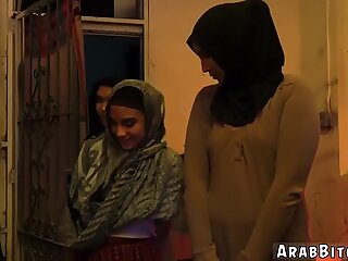 Araba mamma scopa amico dell'amico prima volta afgan esistono bordelli!