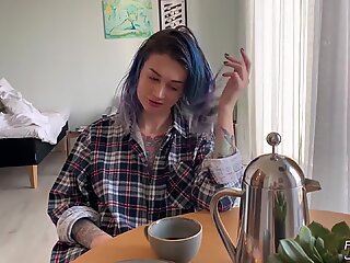 Young Housewife Loves Morning Sex - Cum in My Coffee