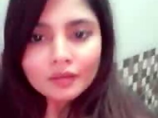 Pakistansk kjendis mehak-rajput-lekkede-virale-videoklipp