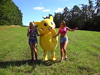 Pika Pika - Pikachu-Pokémon-Porno