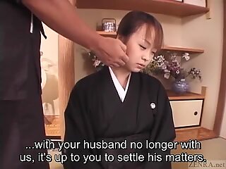 Титлови моурнинг јапанска жена дуг паибацк
