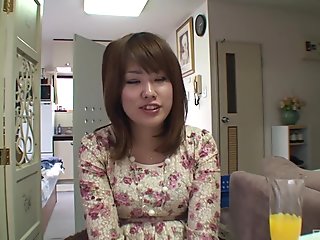 Megumi iwabuchi предпочита да завърши деня си със свирка и секс