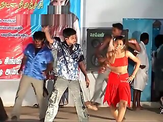 Tamilnadu 소녀들 sexy stage recort dance 인도인 19세 밤의 노래' 06